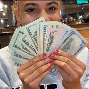 Meet your Posher, Trinity